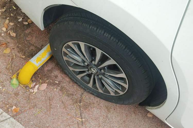 Used Toyota Corolla 2017 Revised Version 1.2T S-CVT GL Right Rear Wheel Hub