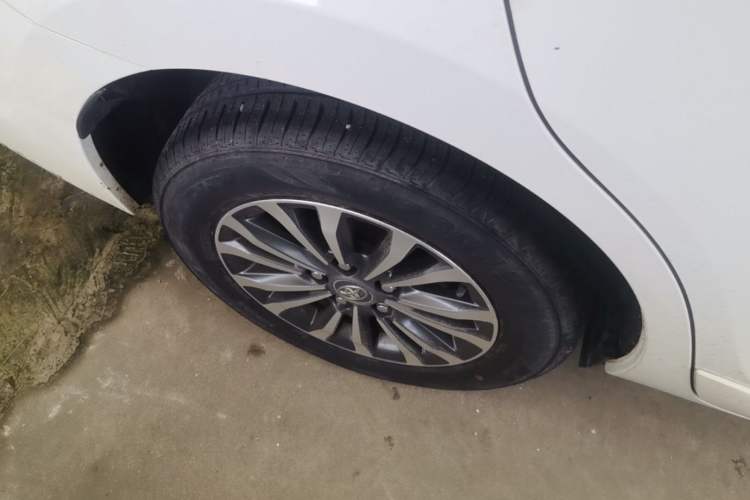 Used Toyota Corolla 2017 Revised Version 1.2T S-CVT GL-i Right Rear Wheel Hub