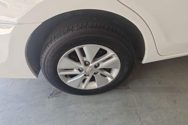 Used Toyota Corolla 2017 1.6L CVT GL Right Rear Wheel Hub