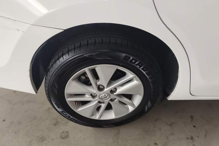 Used Toyota Corolla 2017 Revised Version 1.6L S-CVT GL Right Rear Wheel Hub