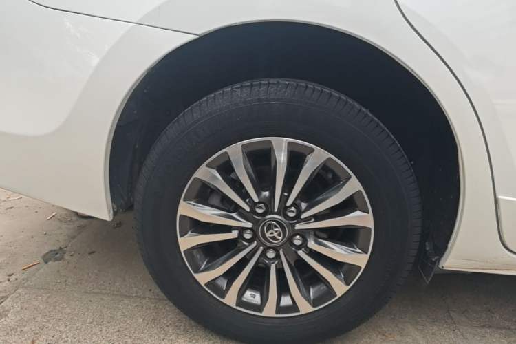 Used Toyota Corolla 2017 Revised Version 1.2T S-CVT GL-i Right Rear Wheel Hub