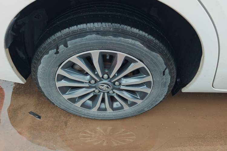 Used Toyota Corolla 2017 Revised Version 1.2T S-CVT GL Right Rear Wheel Hub