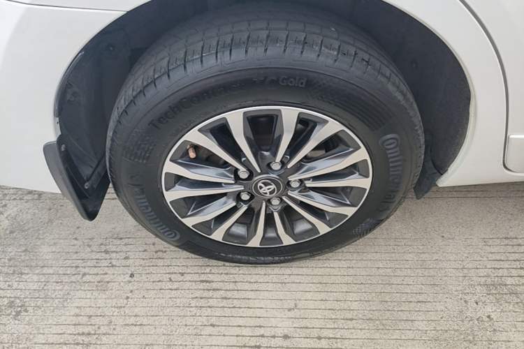 Used Toyota Corolla 2017 Revised Version 1.2T S-CVT GL-i Right Rear Wheel Hub