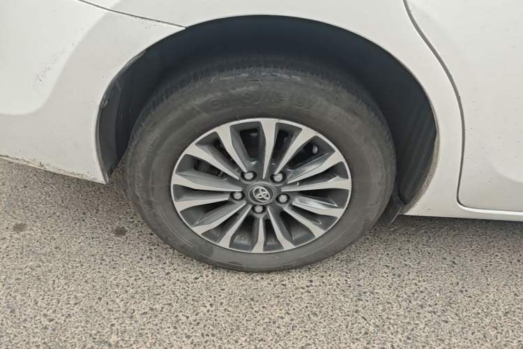 Used Toyota Corolla 2017 Revised Version 1.2T S-CVT GL Right Rear Wheel Hub