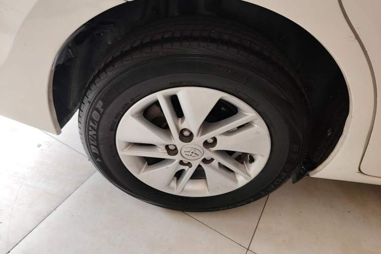 Used Toyota Corolla 2017 1.6L CVT GL Right Rear Wheel Hub