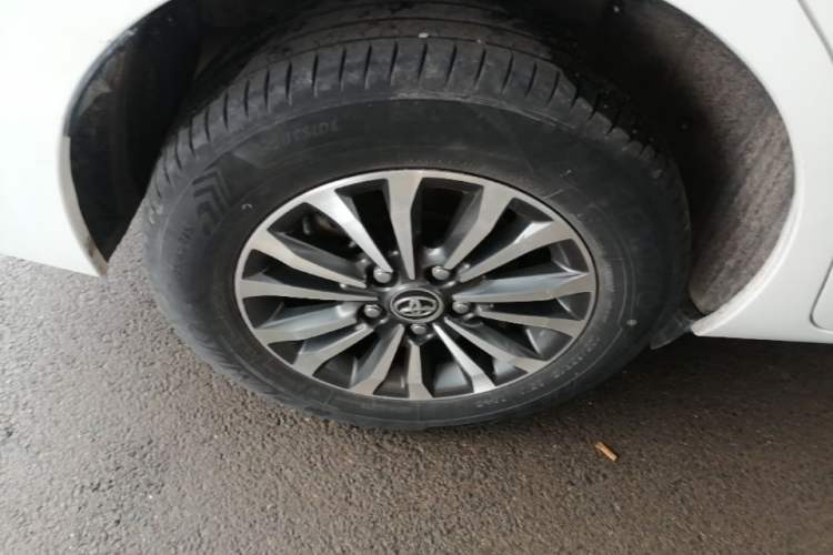 Used Toyota Corolla 2017 Revised Version 1.2T S-CVT GL Right Rear Wheel Hub