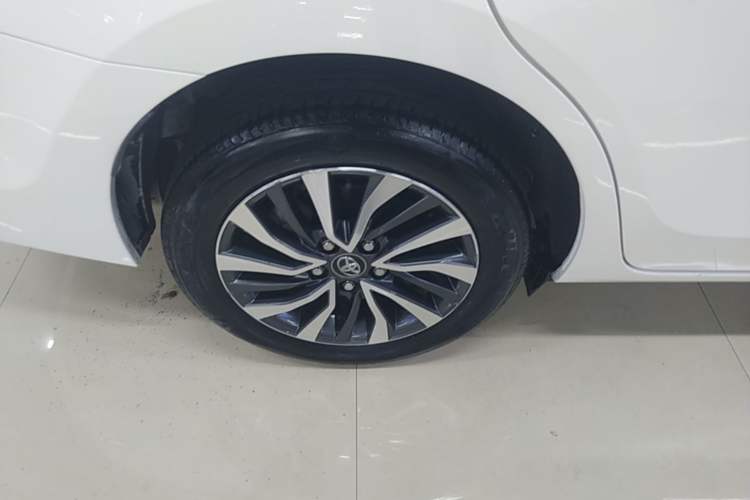 Used Toyota Corolla 2017 Revised Dual-Engine 1.8L E-CVT Leading Edition Right Rear Wheel Hub