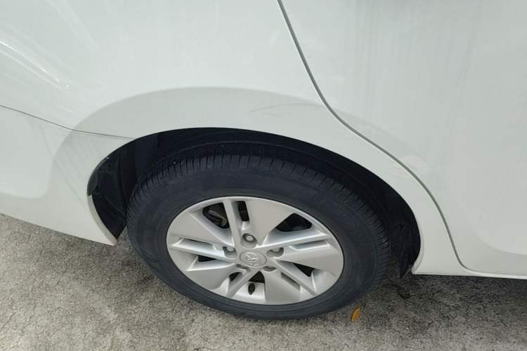 Used Toyota Corolla 2017 1.6L CVT GL Right Rear Wheel Hub