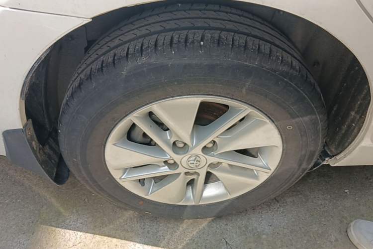 Used Toyota Corolla 2017 1.2T Manual GL Right Rear Wheel Hub