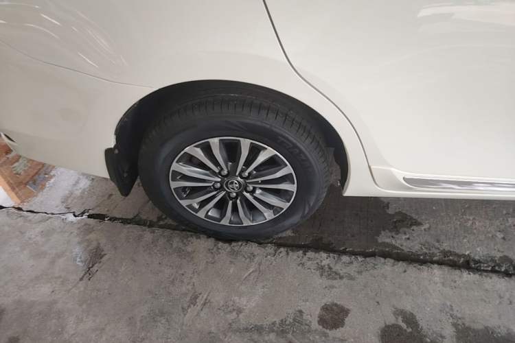 Used Toyota Corolla 2017 Revised Version 1.2T S-CVT GL-i Right Rear Wheel Hub