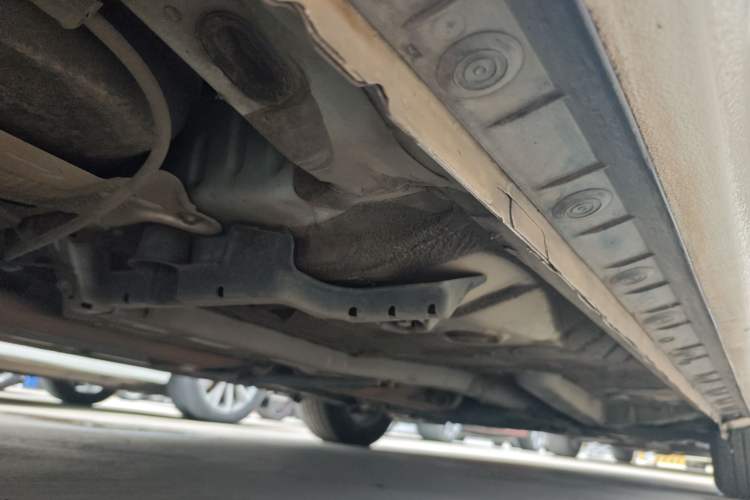 Used Toyota Corolla 2017 Revised Version 1.2T S-CVT GL-i Right Side Sill