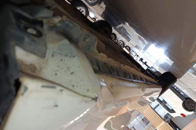 Used Toyota Corolla 2017 Revised Version 1.2T S-CVT GL Right Side Sill