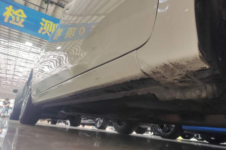 Used Toyota Corolla 2017 Revised Version 1.2T S-CVT GL Right Side Sill