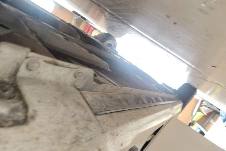 Used Toyota Corolla 2017 1.6L CVT GL Right Side Sill