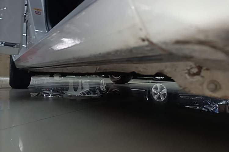 Used Toyota Corolla 2017 1.2T CVT GLX-i Right Side Sill