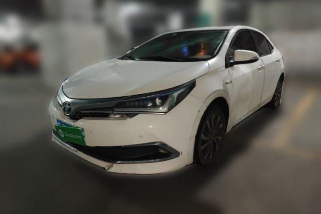 Ojetý Toyota Corolla 2017 Revised Dual-Engine 1.8L E-CVT Leading Edition