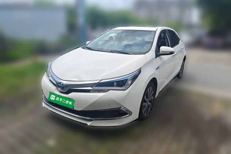 Toyota Corolla 2017 Revised Dual-Engine 1.8L E-CVT Elite Edition d’occasion Guazi used car, China used car export, Used car for sale, Used cars, Cheapest cars for sale