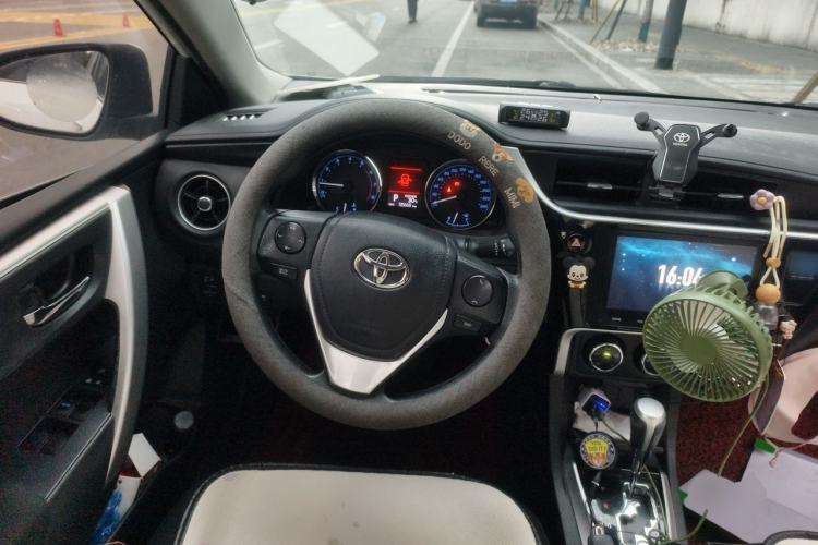 Used Toyota Corolla 2017 Revised Version 1.2T S-CVT GL-i Steering Wheel