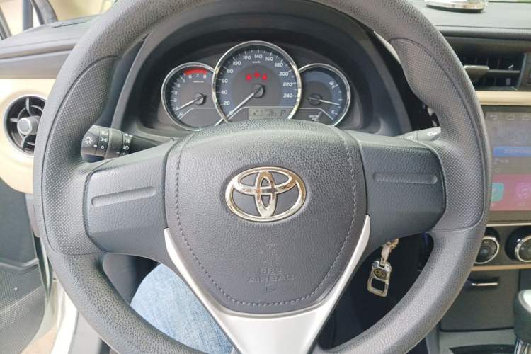 Used Toyota Corolla 2017 Revised Version 1.2T S-CVT GL Steering Wheel