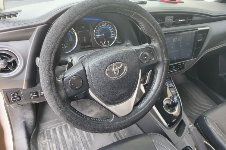 Used Toyota Corolla 2017 Revised Dual-Engine 1.8L E-CVT Elite Edition Steering Wheel