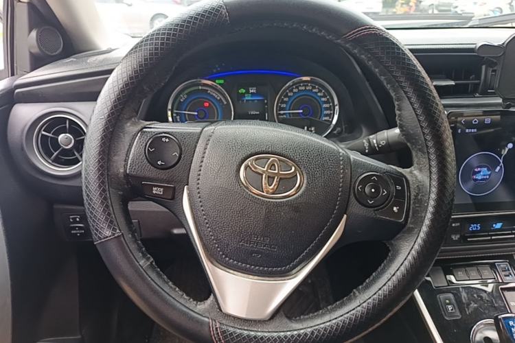 Used Toyota Corolla 2017 Revised Dual-Engine 1.8L E-CVT Leading Edition Steering Wheel