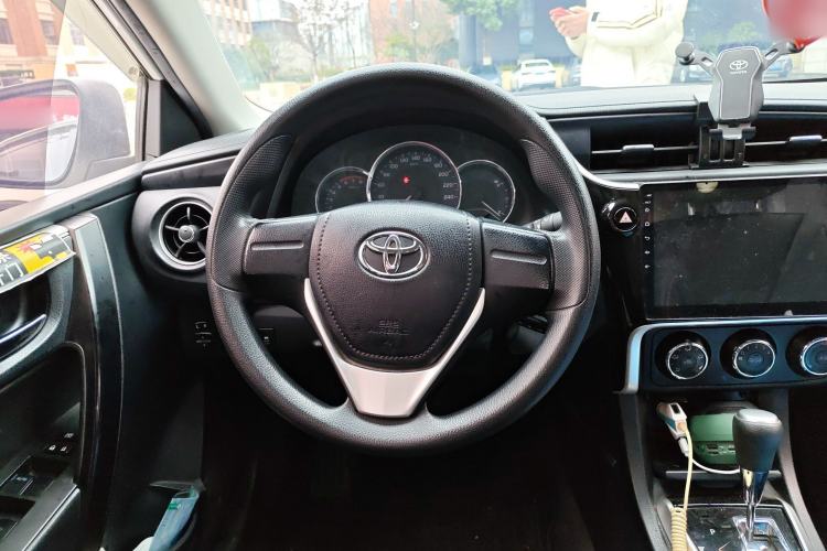 Used Toyota Corolla 2017 Revised Version 1.2T S-CVT GL Steering Wheel