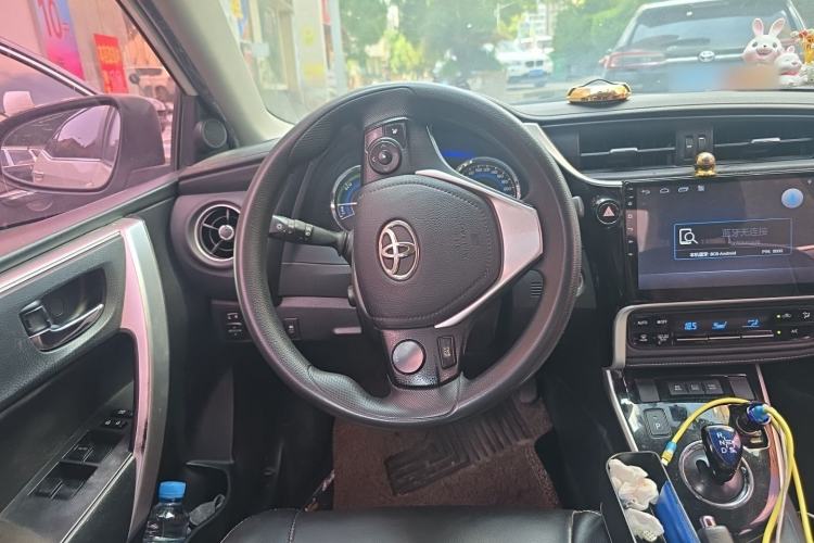 Used Toyota Corolla 2017 Revised Dual-Engine 1.8L E-CVT Leading Edition Steering Wheel