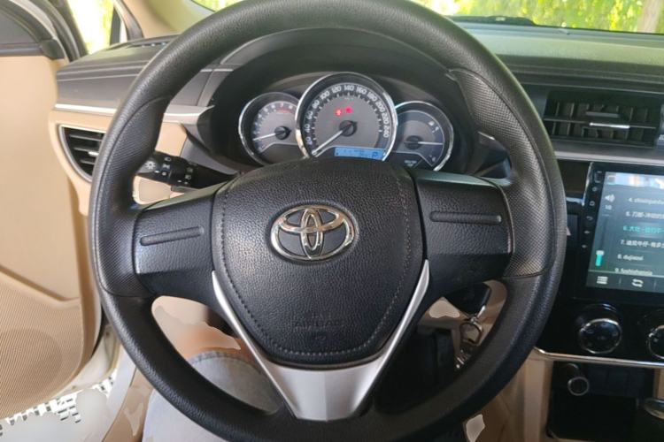 Used Toyota Corolla 2017 1.6L CVT GL Steering Wheel