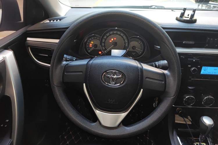 Used Toyota Corolla 2017 Revised Version 1.6L S-CVT GL Steering Wheel
