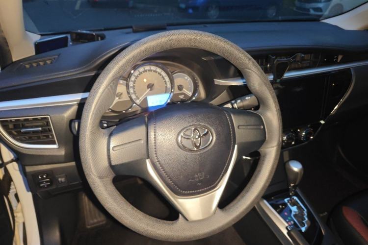 Used Toyota Corolla 2017 Revised Version 1.6L S-CVT GL Steering Wheel