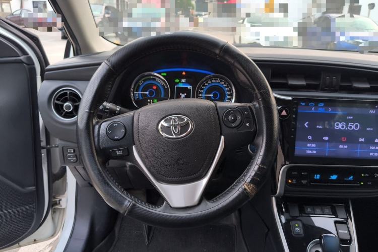 Used Toyota Corolla 2017 Revised Dual-Engine 1.8L E-CVT Elite Edition Steering Wheel