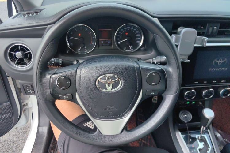 Used Toyota Corolla 2017 Revised Version 1.2T S-CVT GL-i Steering Wheel