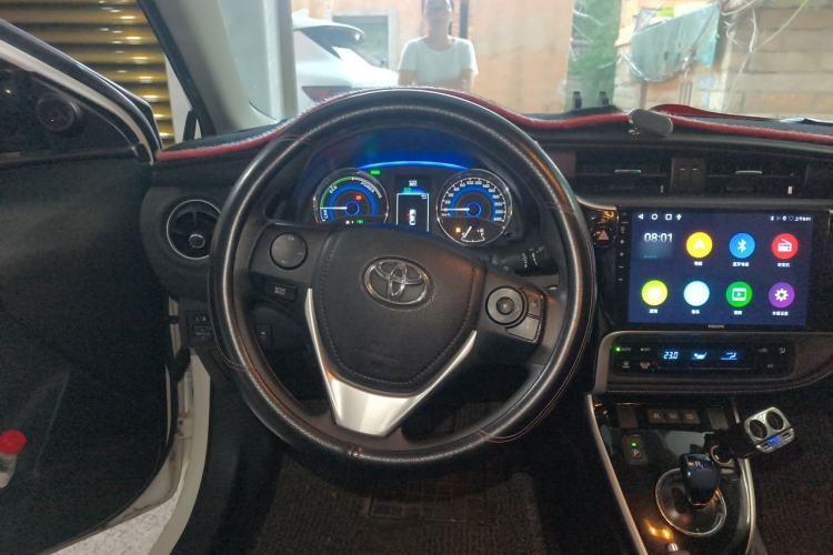 Used Toyota Corolla 2017 Revised Dual-Engine 1.8L E-CVT Leading Edition Steering Wheel