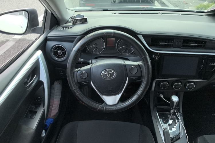 Used Toyota Corolla 2017 Revised Version 1.2T S-CVT GL-i Steering Wheel