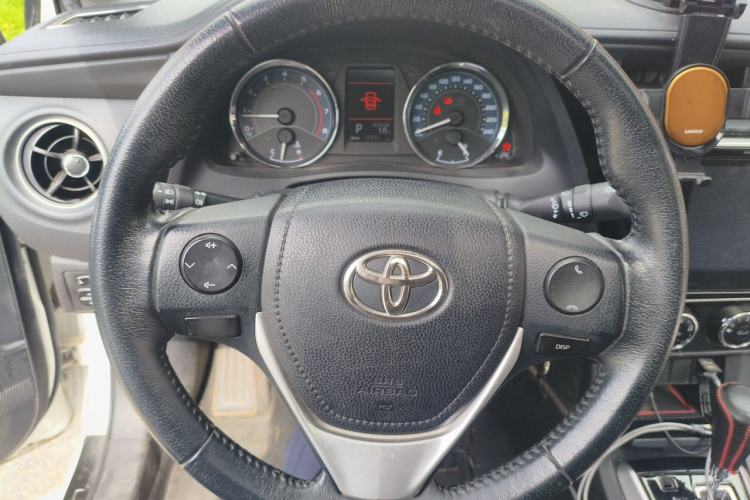 Used Toyota Corolla 2017 Revised Version 1.2T S-CVT GL-i Leather Edition Steering Wheel