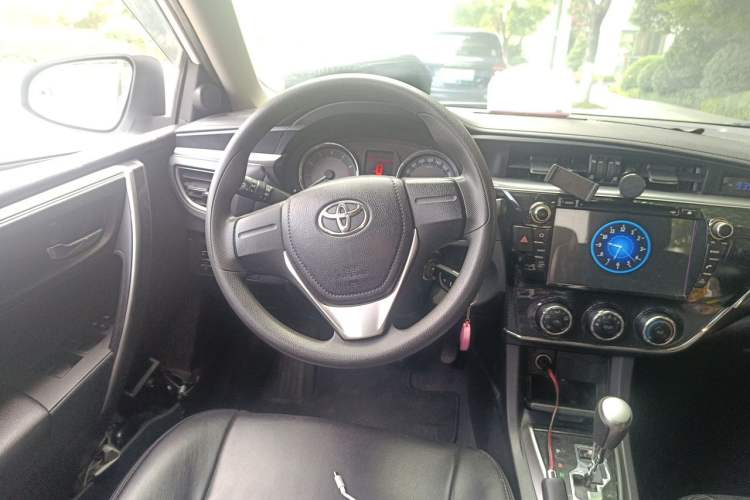 Used Toyota Corolla 2017 1.2T CVT GL-i Steering Wheel