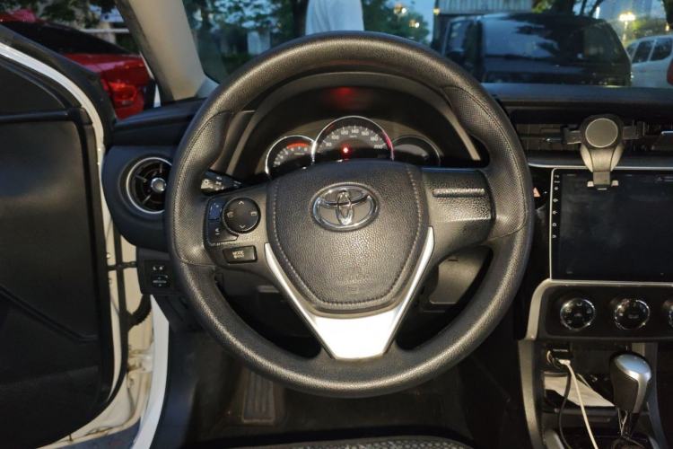 Used Toyota Corolla 2017 Revised Version 1.2T S-CVT GL Steering Wheel