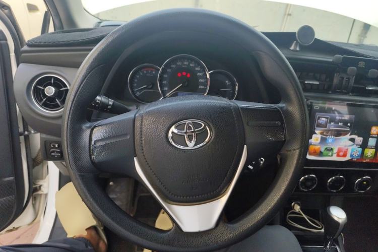 Used Toyota Corolla 2017 Revised Version 1.2T S-CVT GL Steering Wheel