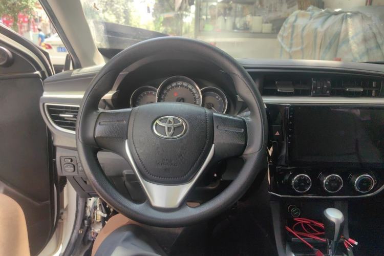 Used Toyota Corolla 2017 Revised Version 1.6L S-CVT GL Steering Wheel