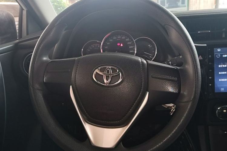 Used Toyota Corolla 2017 Revised Version 1.2T S-CVT GL Steering Wheel