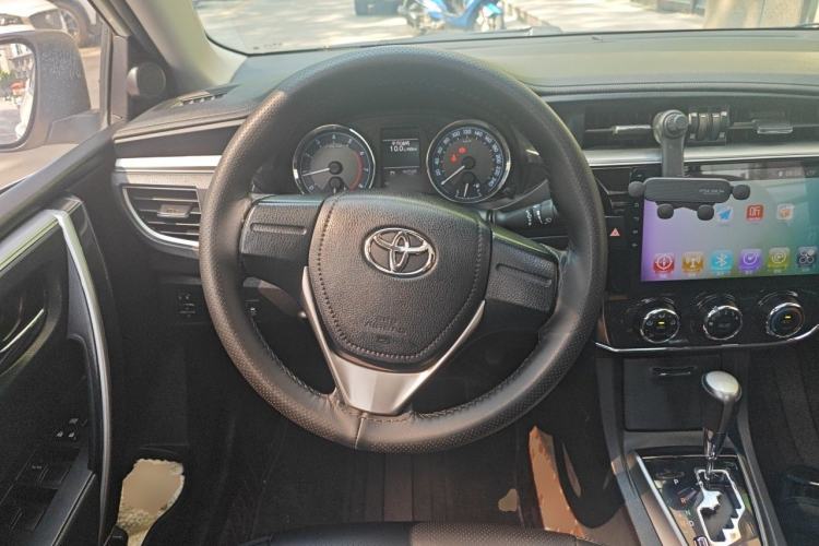 Used Toyota Corolla 2017 1.2T CVT GL-i Leather Edition Steering Wheel