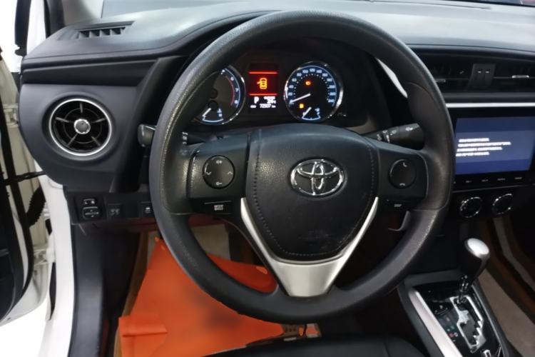 Used Toyota Corolla 2017 Revised Version 1.2T S-CVT GL-i Steering Wheel