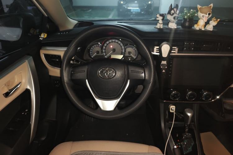 Used Toyota Corolla 2017 Revised Version 1.6L S-CVT GL Steering Wheel