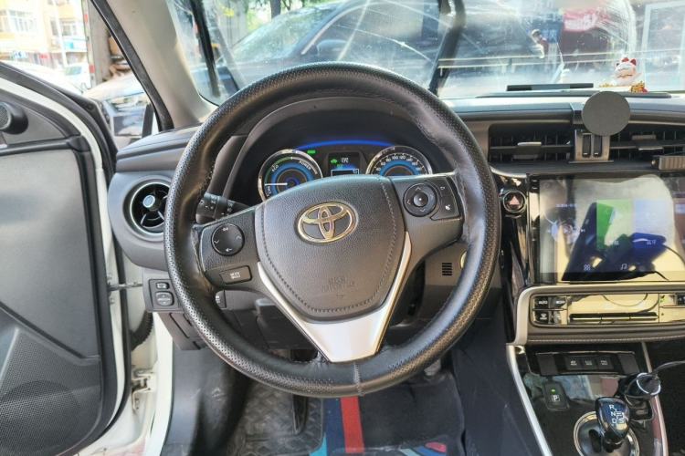 Used Toyota Corolla 2017 Revised Dual-Engine 1.8L E-CVT Leading Edition Steering Wheel