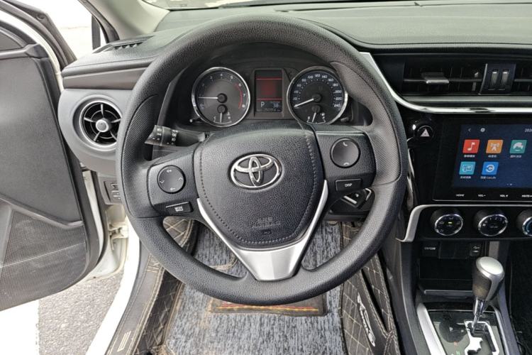 Used Toyota Corolla 2017 Revised Version 1.2T S-CVT GL-i Steering Wheel