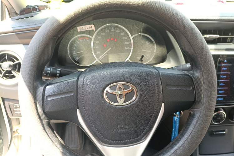 Used Toyota Corolla 2017 Revised Version 1.2T Manual GL Steering Wheel