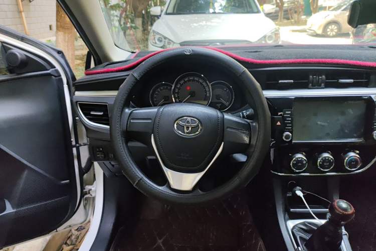 Used Toyota Corolla 2017 1.2T Manual GL Steering Wheel