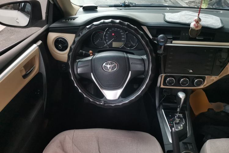 Used Toyota Corolla 2017 Revised Version 1.2T S-CVT GL Steering Wheel