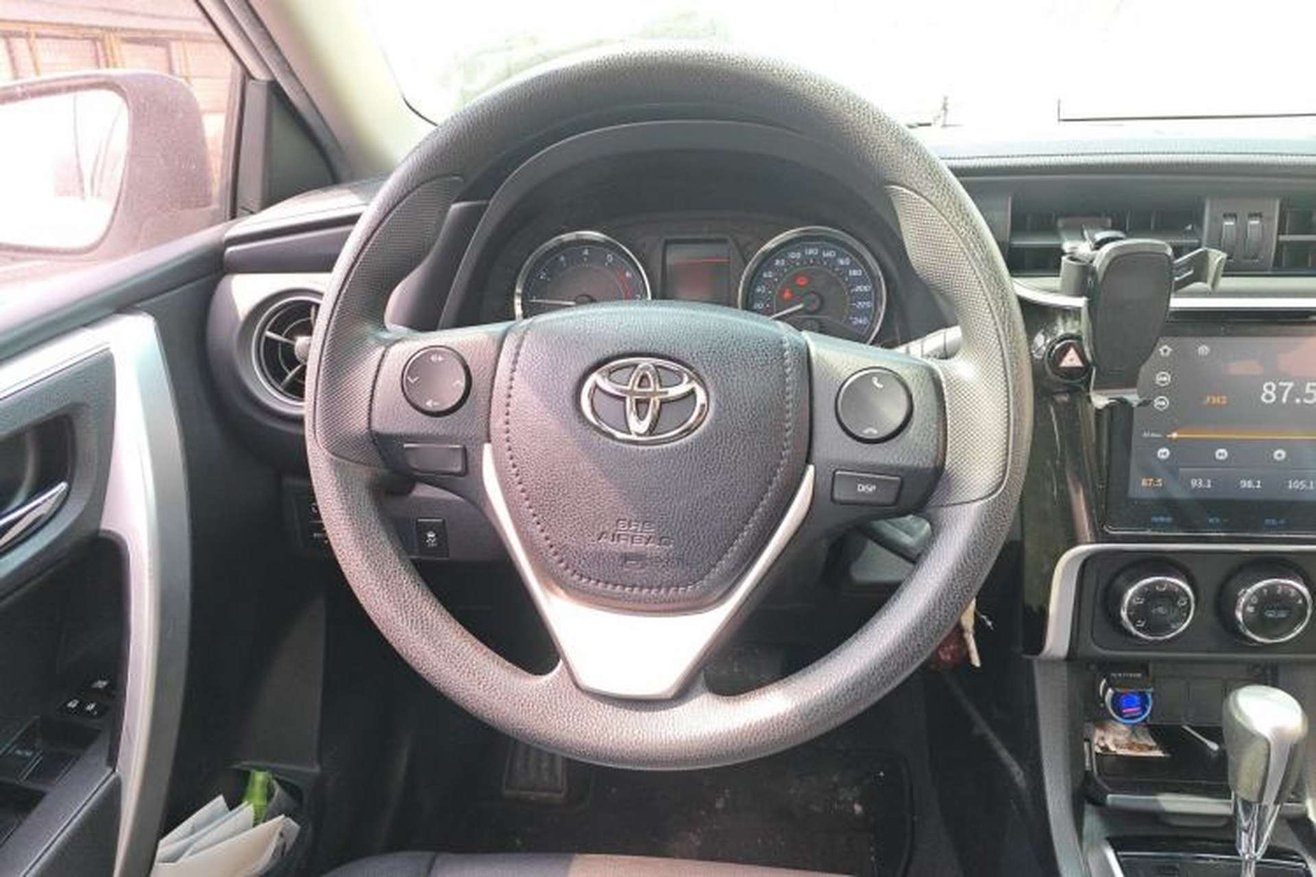 Used Toyota Corolla 2017 Revised Version 1.2T S-CVT GL-i Steering Wheel