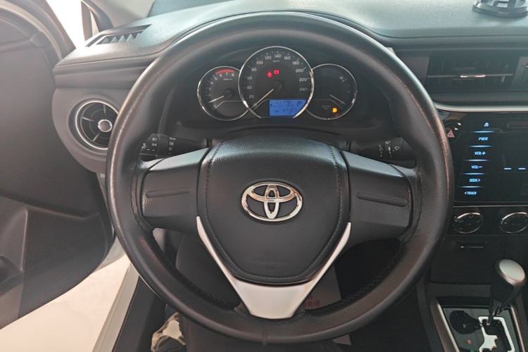 Used Toyota Corolla 2017 Revised Version 1.2T S-CVT GL Steering Wheel